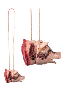 suspension tête de cochon zombie, tête de cochon arrachée Halloween, décos Halloween, Petite Suspension, Tête de Cochon Arrachée, en Latex